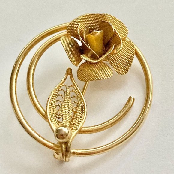 Vintage Rose Flower Bloom Circle Pin Brooch Gold Tone Plated 50's 60's Estate - Picture 6 of 10
